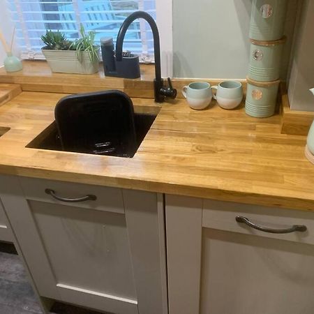 Quaint 1 Bedroom Cottage In Pudsey, Leeds Zewnętrze zdjęcie