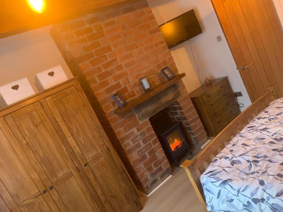 Quaint 1 Bedroom Cottage In Pudsey, Leeds Zewnętrze zdjęcie