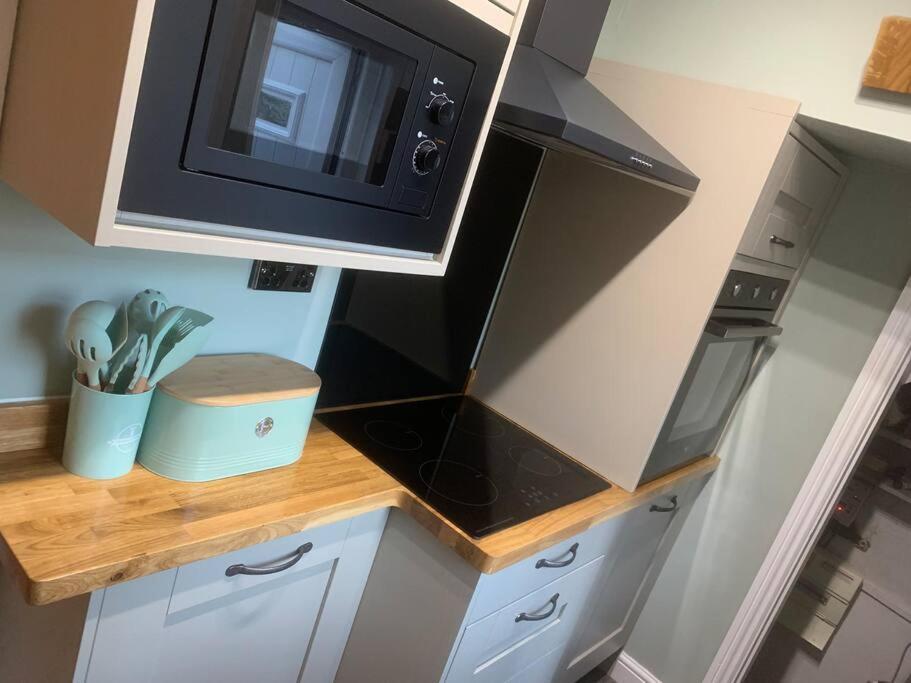 Quaint 1 Bedroom Cottage In Pudsey, Leeds Zewnętrze zdjęcie