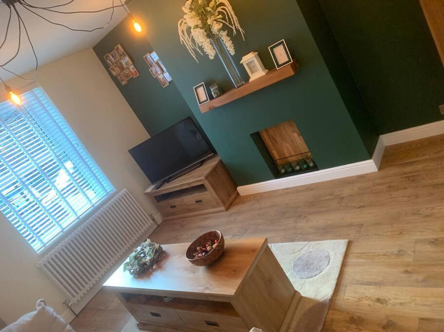 Quaint 1 Bedroom Cottage In Pudsey, Leeds Zewnętrze zdjęcie