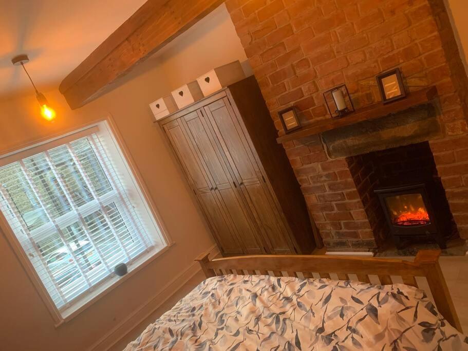 Quaint 1 Bedroom Cottage In Pudsey, Leeds Zewnętrze zdjęcie
